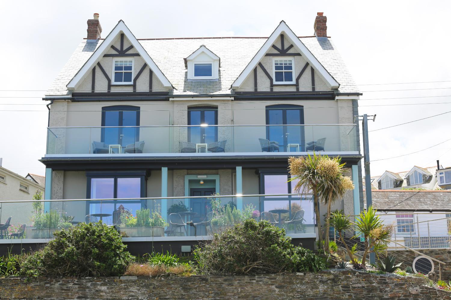 Outlaw'S Guest House Port Isaac Exterior photo